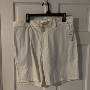 Vineyard Vines White Flat Front Shorts